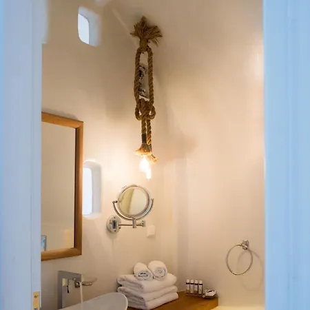 La Perla And (adults Only) 5* Oia (Santorini)