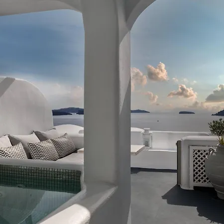La Perla And (adults Only) Hotel Oia (Santorini)
