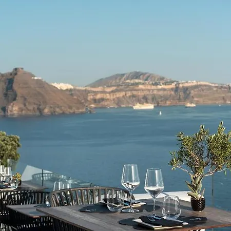 Hotel La Perla And (adults Only) Oia (Santorini)