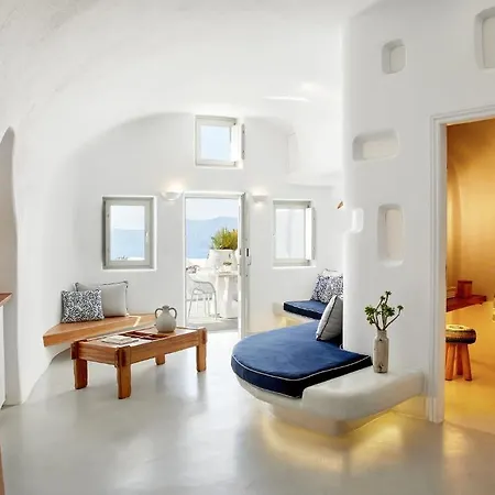 La Perla And (adults Only) Hotel Oia (Santorini)