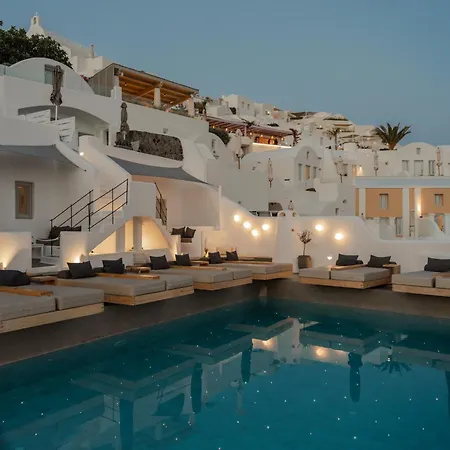 La Perla And (adults Only) Oia