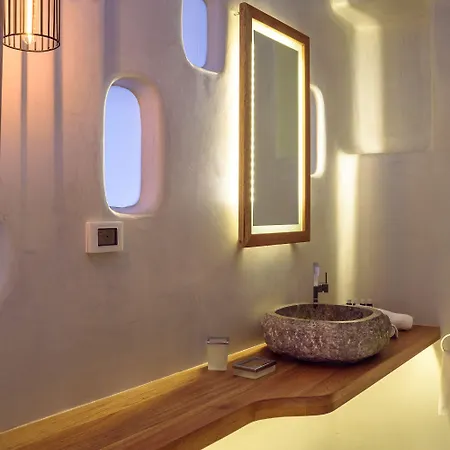 La Perla And (adults Only) Oia (Santorini)