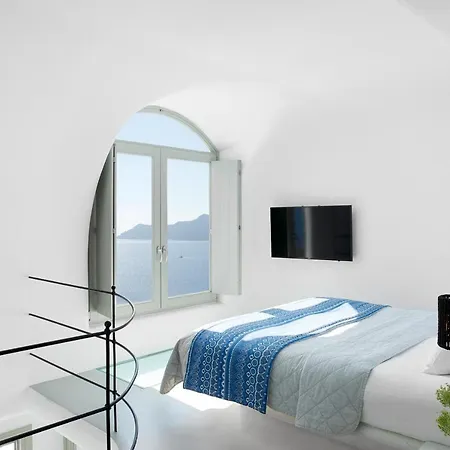 Hotel La Perla And (adults Only) Oia (Santorini)