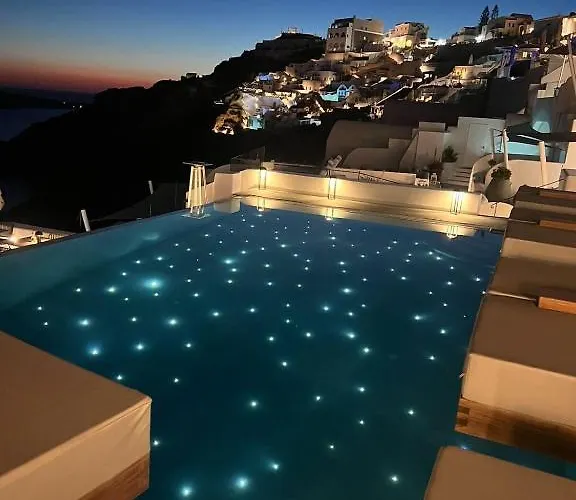 La Perla And (adults Only) Oia (Santorini)