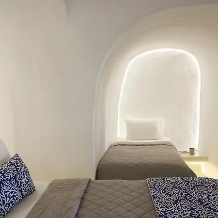 La Perla And (adults Only) Hotel Oia
