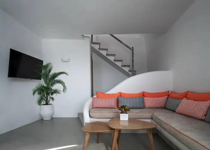 La Perla And (adults Only)